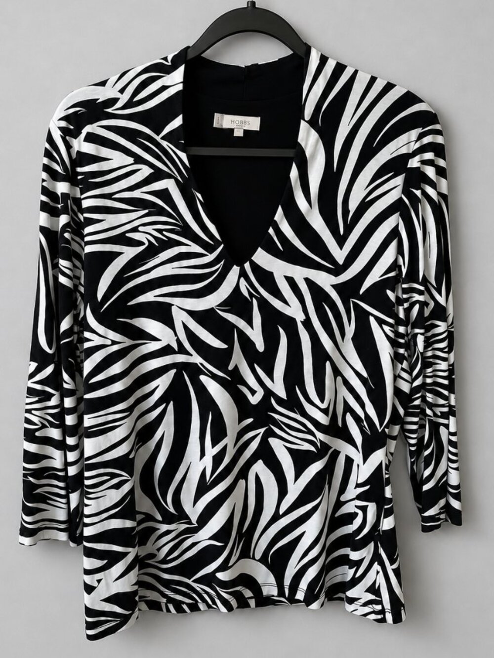 Hobbs London Black & White V-neck 3/4 Sleeve Top, Size L